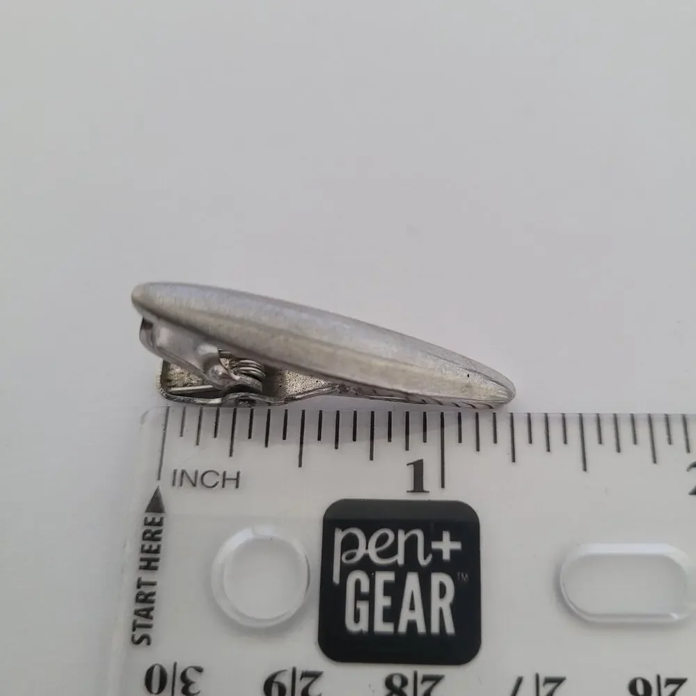 Silver Tone Tie Bar Clip Tac Clasp Oval Retro Vintage Logo‎ Unbranded Small